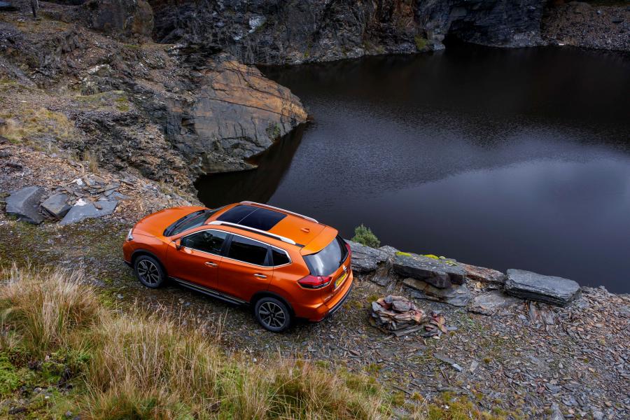  Nissan X-Trail (T32) 2017 года  (UK) (фото 14 из 26)